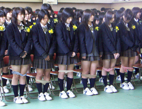 Japan girls.jpg